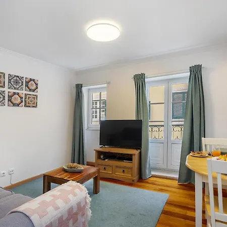 Daire Whome Downtown 1-br Great For Mid-term