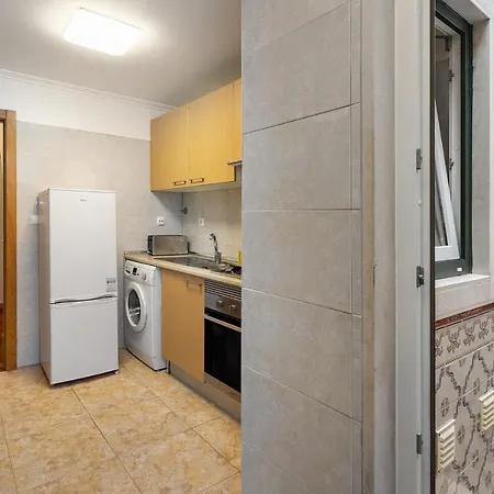 Whome Downtown 1-br Great For Mid-term * Lisboa